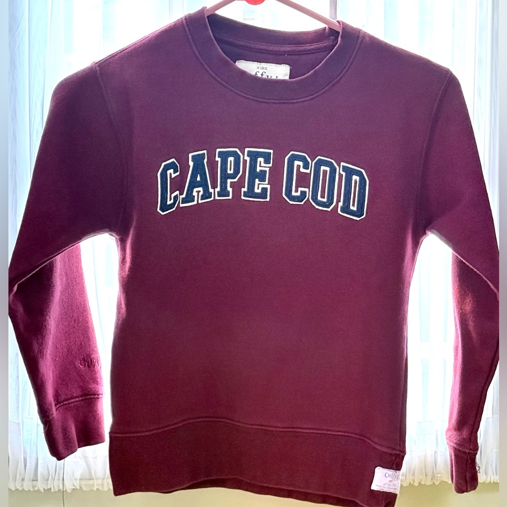 Cape Cod sweatshirt by Cuffy’s